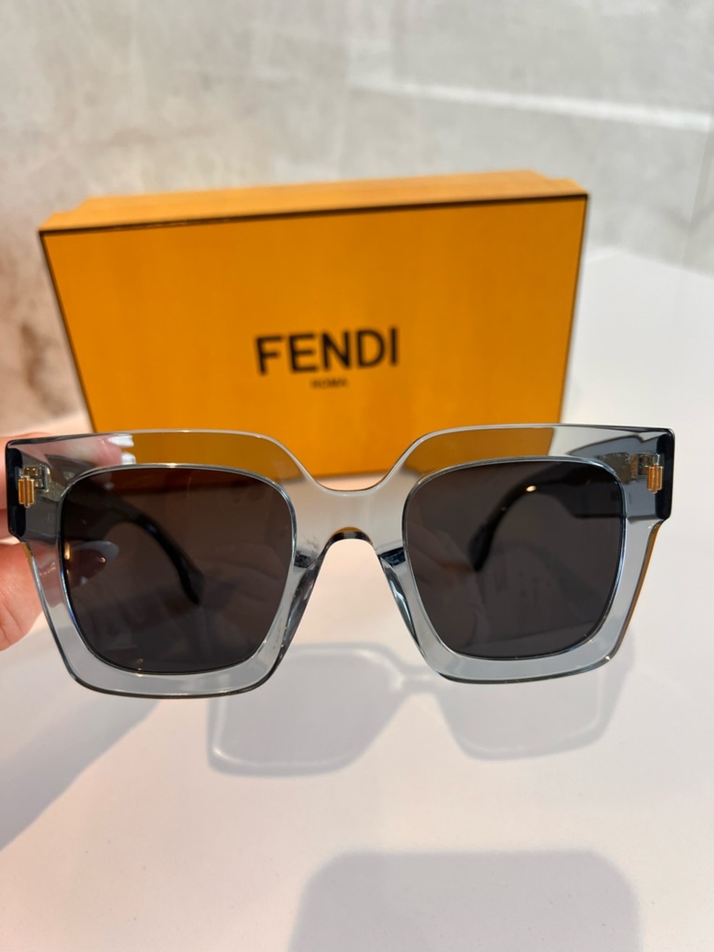 Fendi Sunglasses - Picture 2 of 6